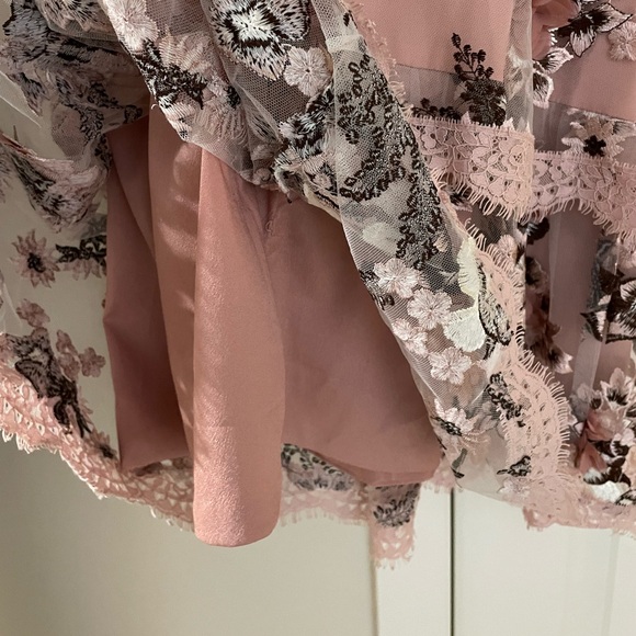 Dress The Population Women's Nellie Floral Embroidered Fit & Flare Dress Mauve - Picture 13 of 16